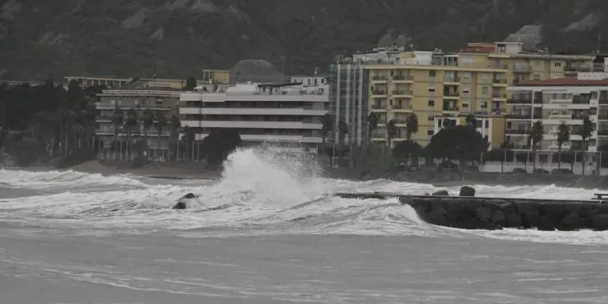 Ciclone Harry: dal governo 33 mln di euro per i primi interventi di emergenza